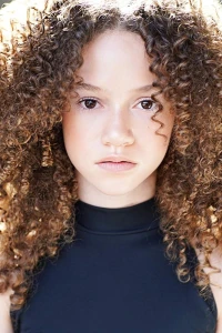 Photo of Chloe Coleman