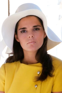 Photo of Ali MacGraw