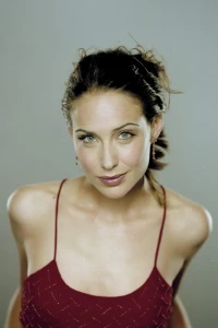 Photo of Claire Forlani