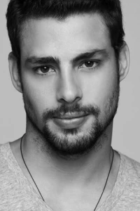 Photo of Cauã Reymond