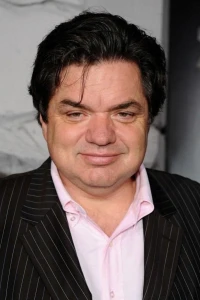 Photo of Oliver Platt