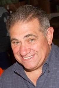 Photo of Dan Lauria