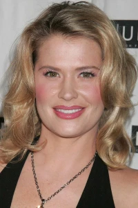 Photo of Kristy Swanson