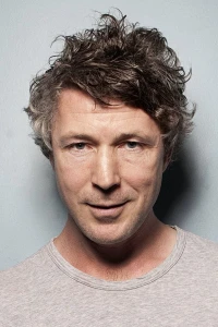 Photo of Aidan Gillen
