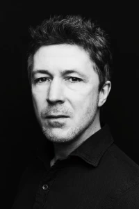 Photo of Aidan Gillen